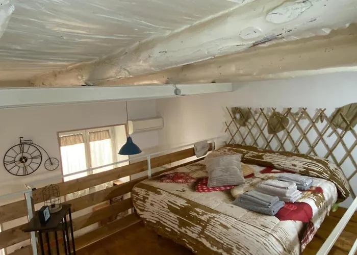 R&F Home Appartamento A 50Mt Dalla Metro